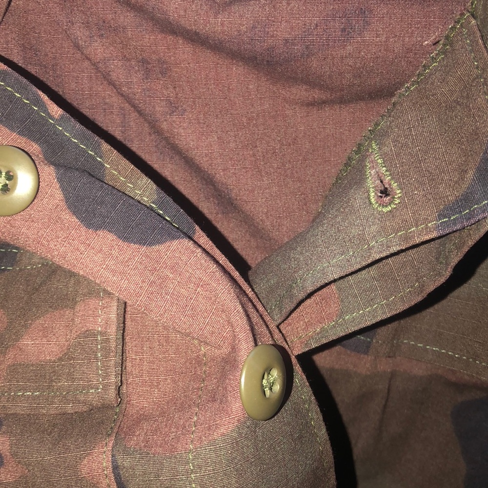 Unique maroon and green Army Jacket w/collar - Picture 9 of 10